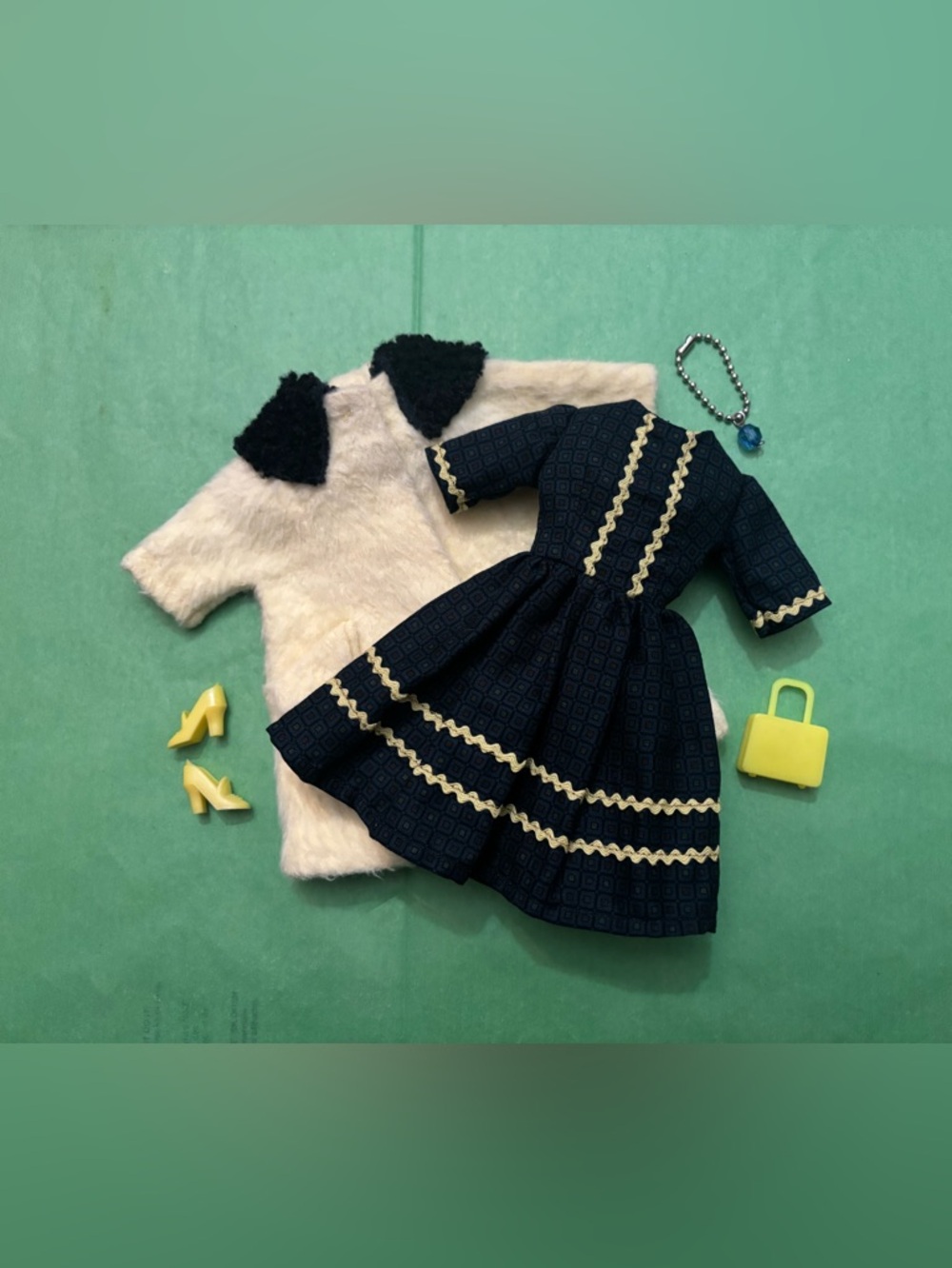 Vintage barbie doll 60s fit & flare Shirtwaist dress, coat, & accessories